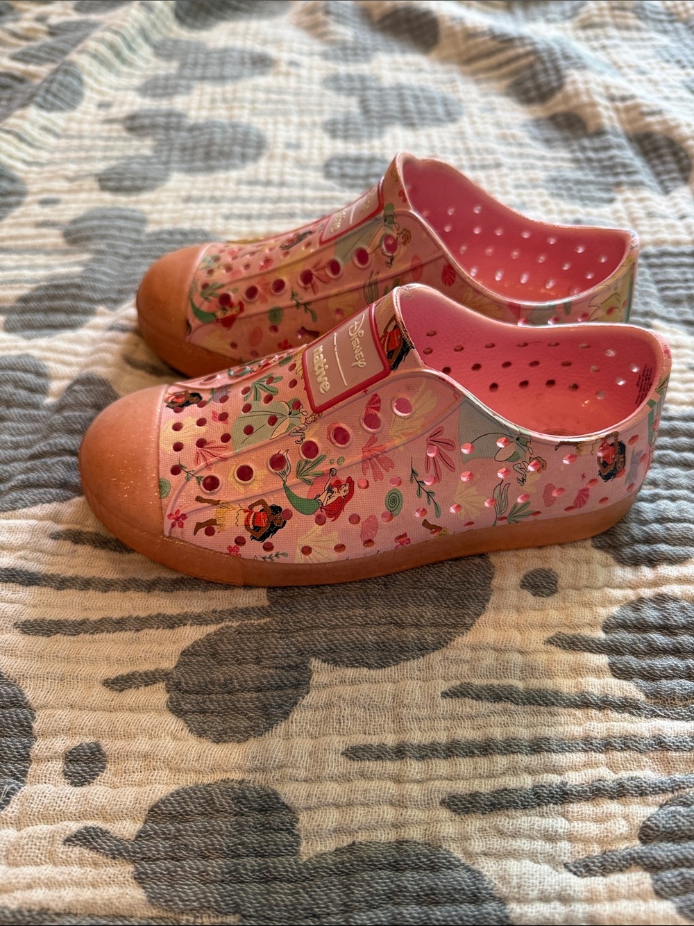 Native Pink Disney Princess Kids Slip-On Clogs